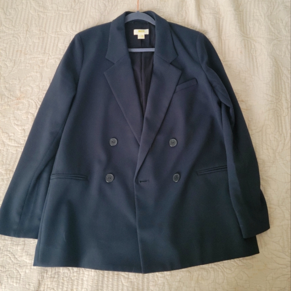 Maeve Anthropologie blazer, suit jacket, sport coat.